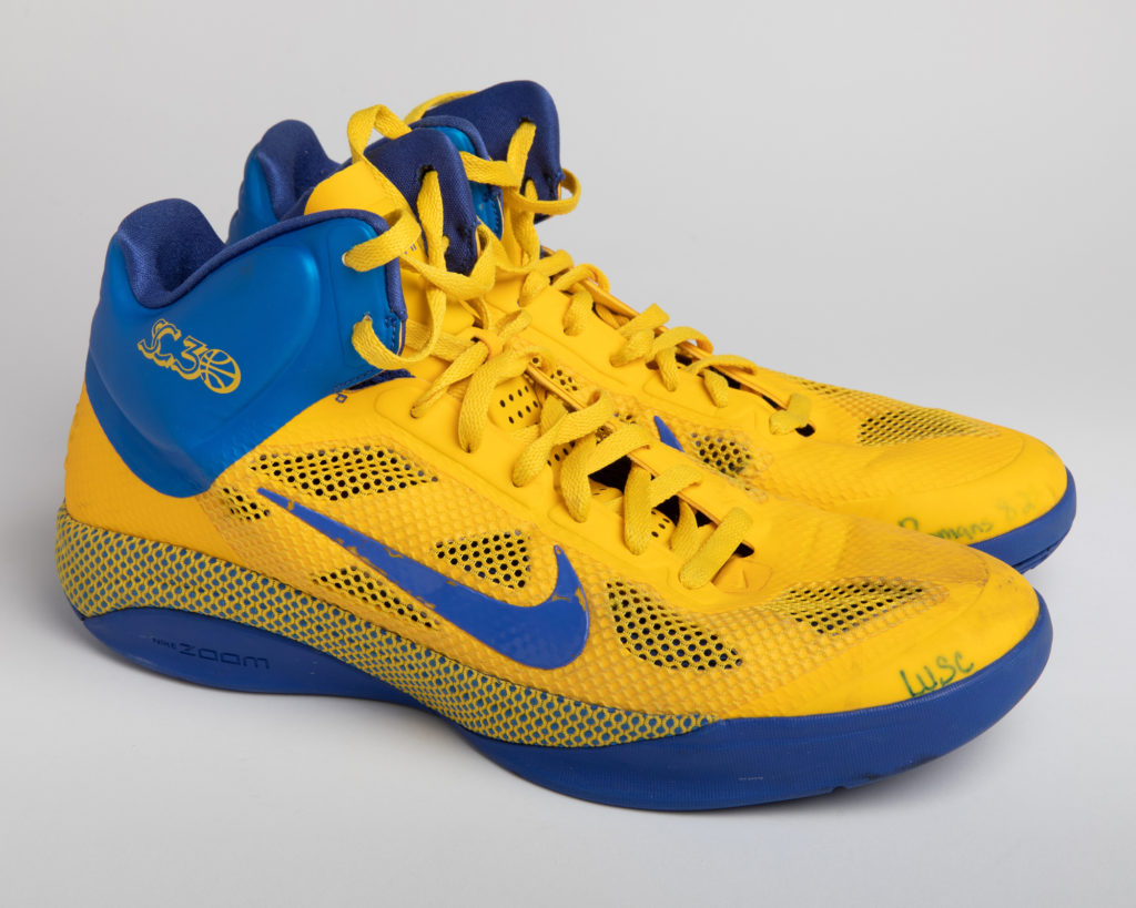 curry nike shoes