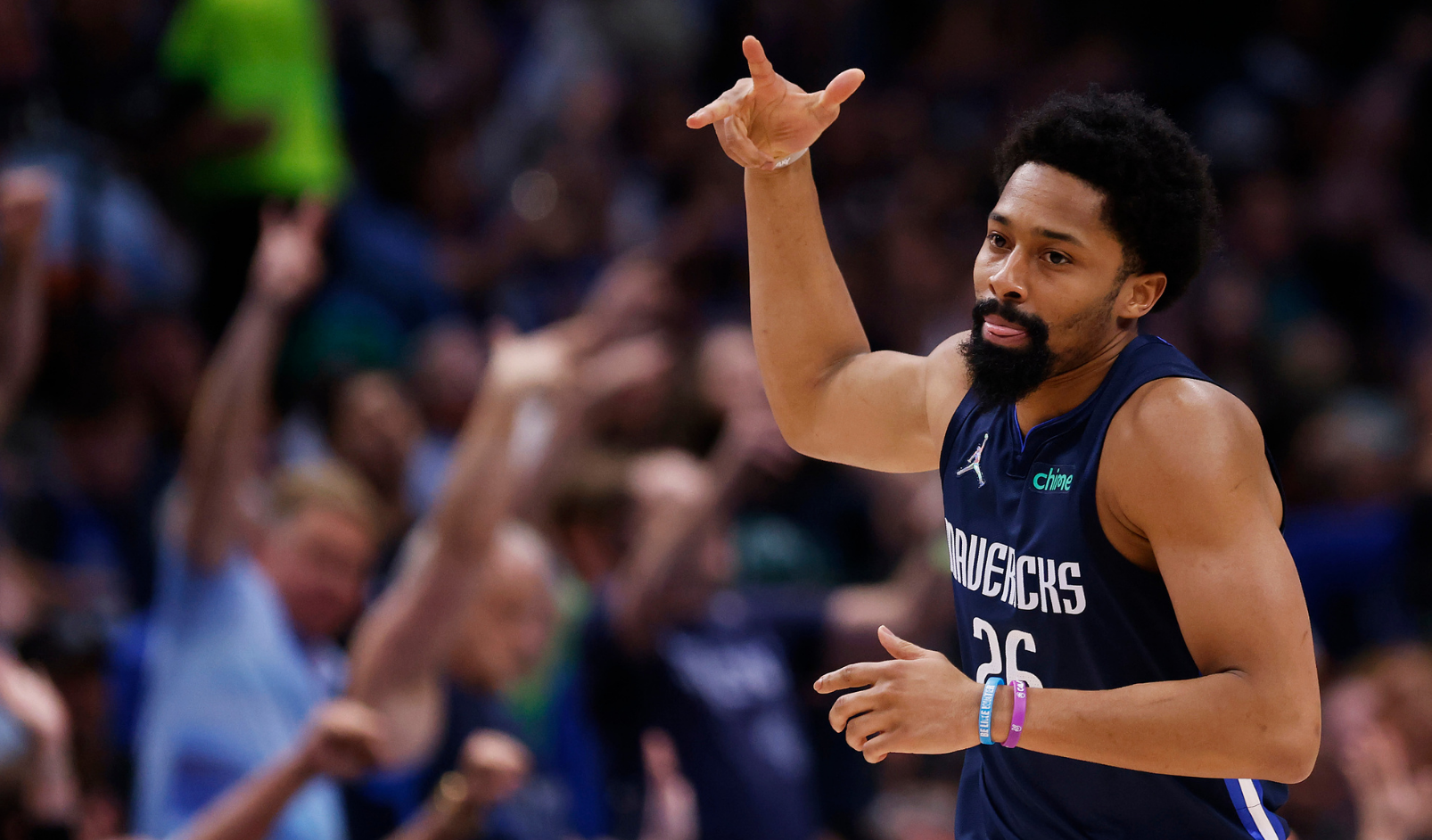 CU's Spencer Dinwiddie celebrates Fourth by playing hoops for USA in Russia, Sports