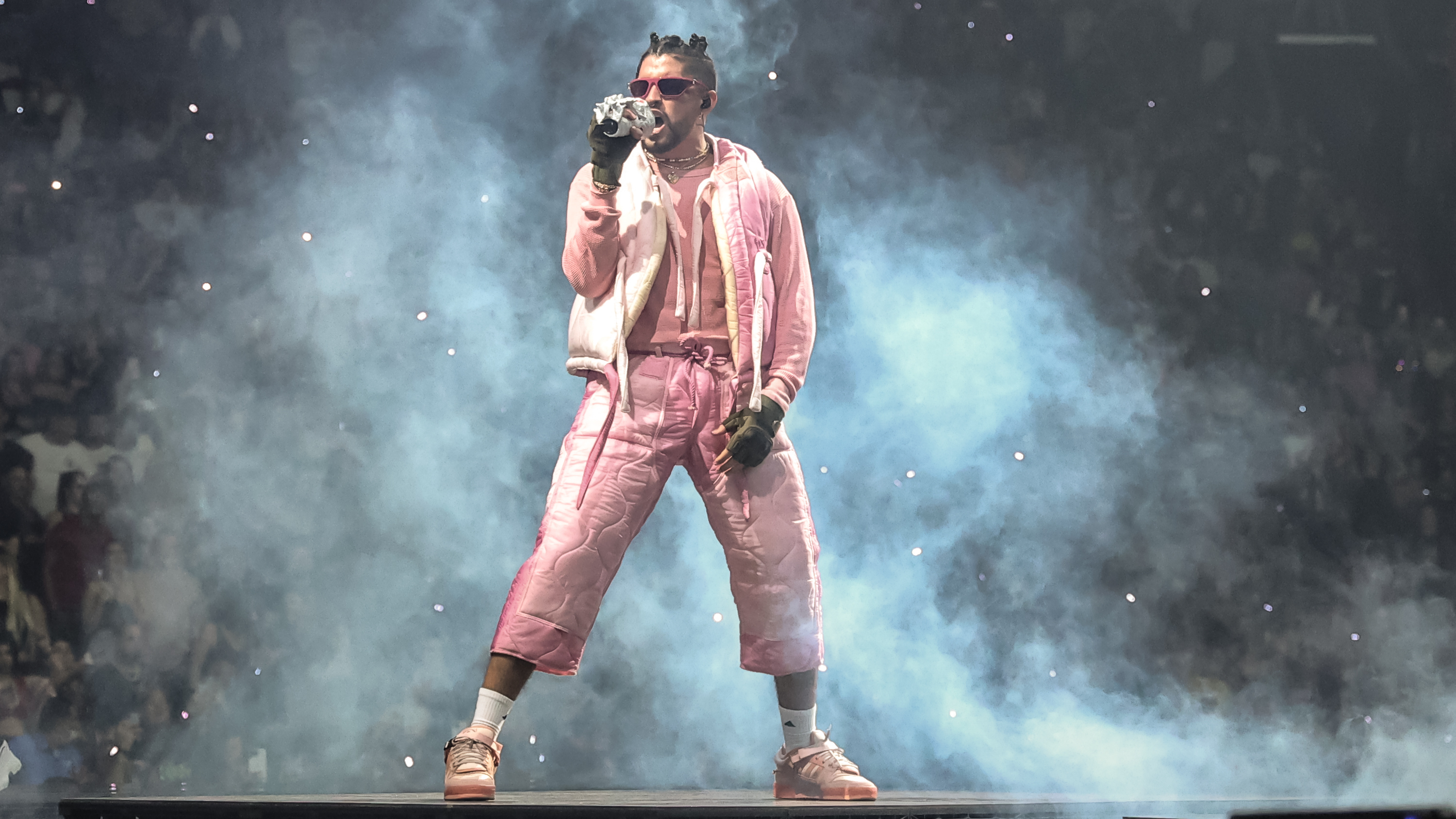 Access Bad Bunny on X: More photos of Bad Bunny in the game of LA