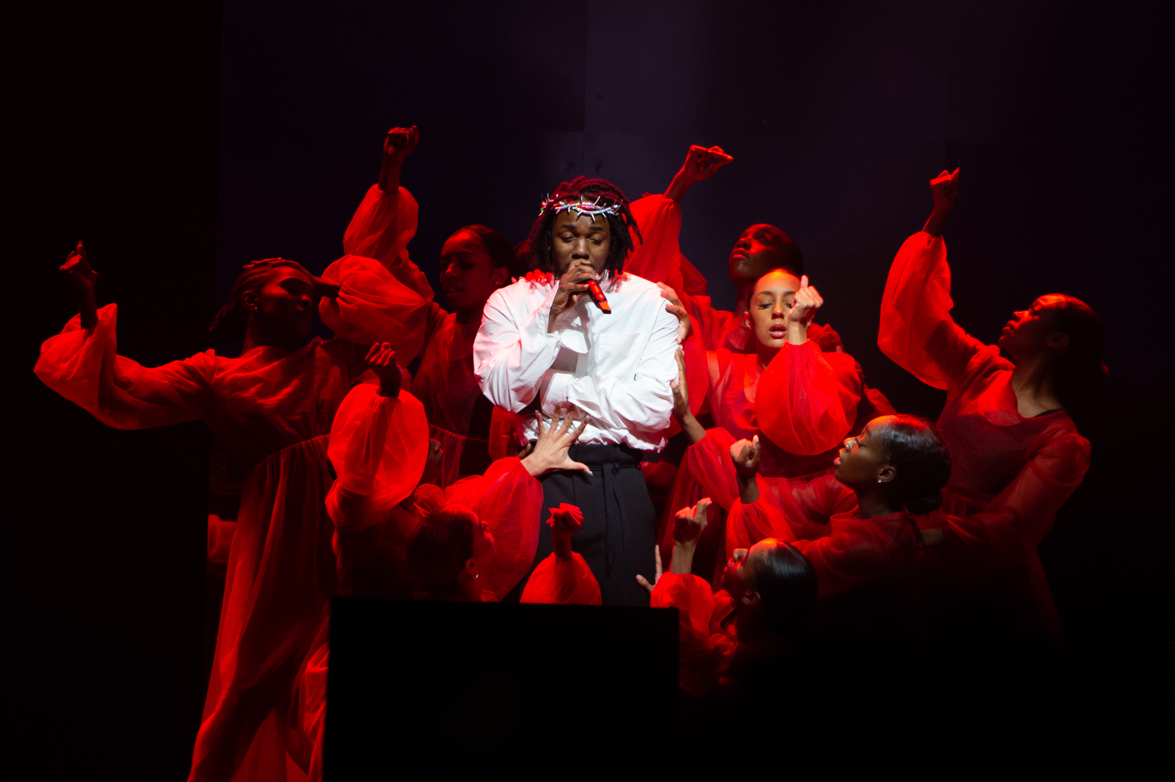 Kendrick Lamar performs 'Mr. Morale' tracks at Louis Vuitton Show in Paris  - Our Generation Music