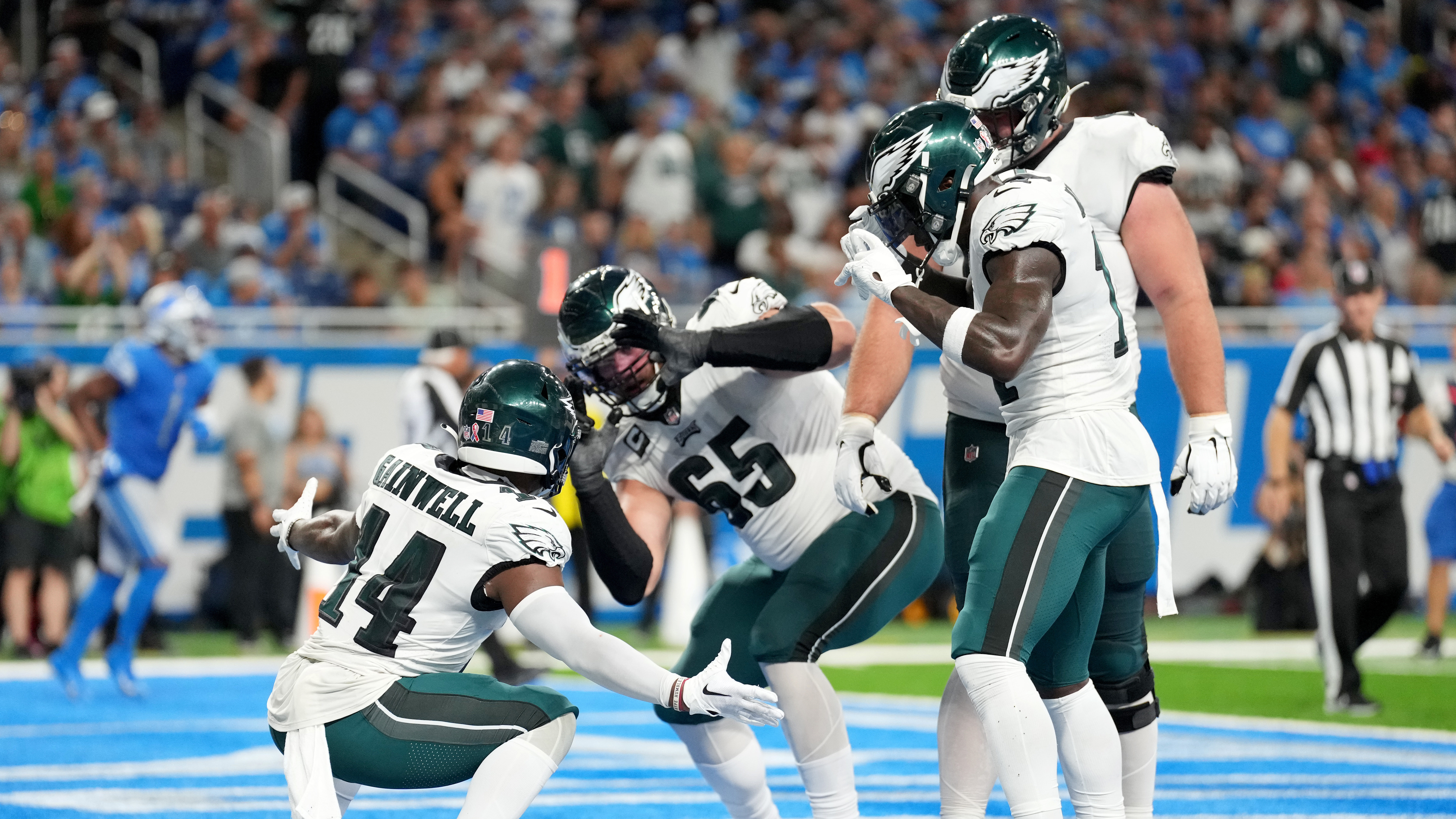 Vikings vs Eagles Prediction, Odds & Betting Trends for NFL Week 2 Monday  Night Football on FanDuel Sportsbook