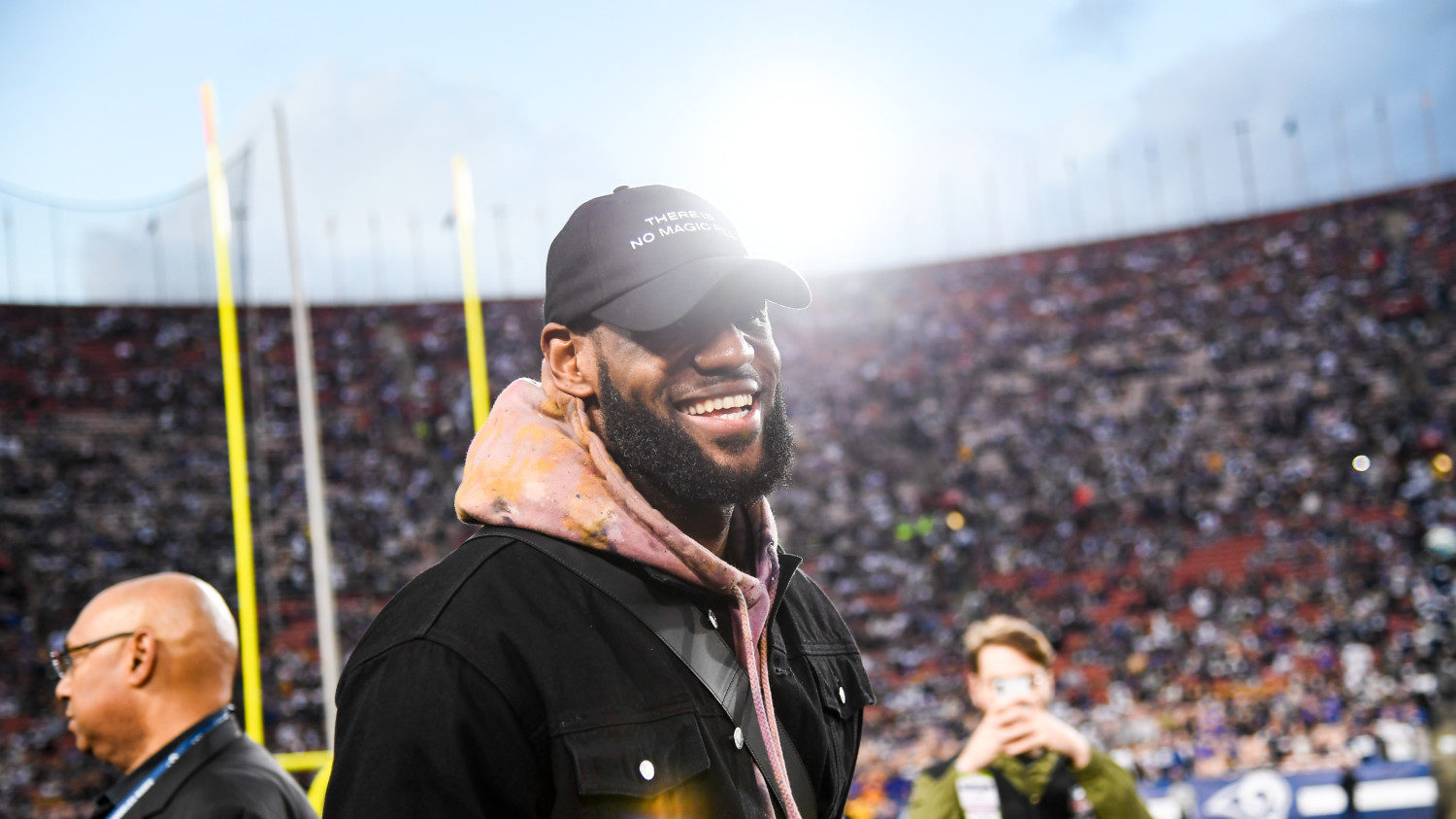 Lebron James Announces 'TNF In The Shop' Alternate NFL Stream