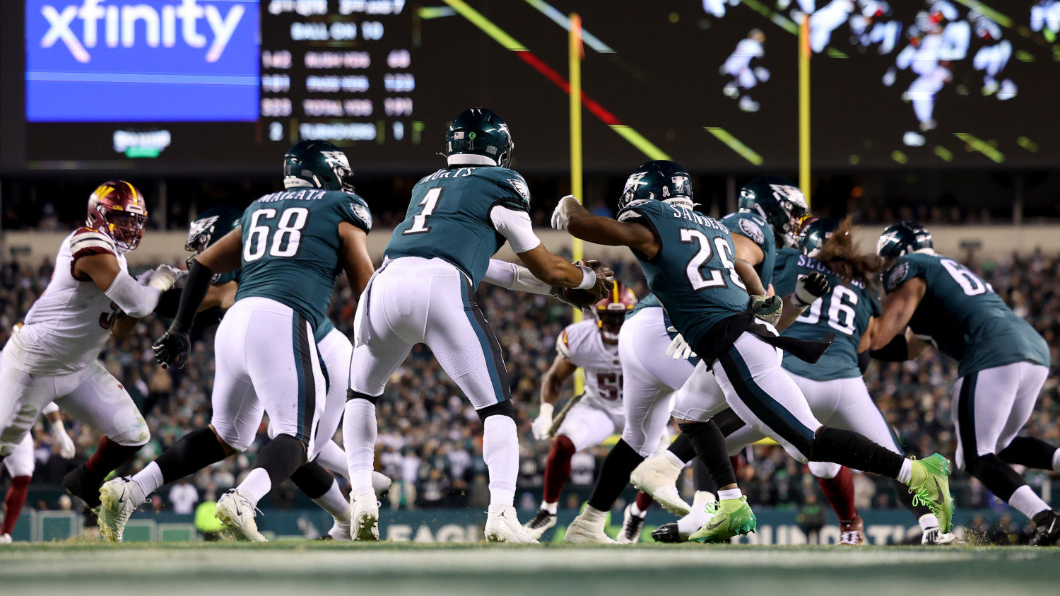 Jalen Hurts has 3 TD passes plus TD run, Eagles beat Titans 35-10