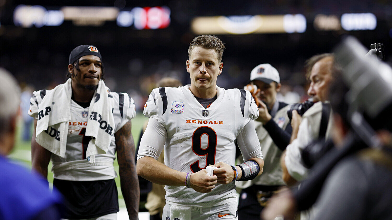 Germaine Pratt of the Cincinnati Bengals walks to the sidelines News  Photo - Getty Images