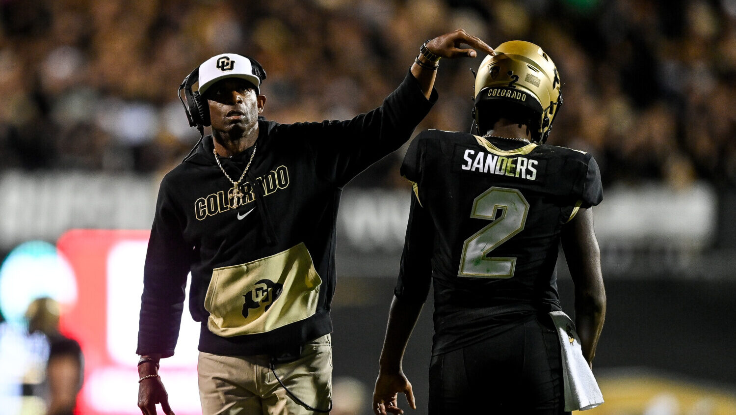 Deion Sanders and No. 19 Colorado facing their first big test against No.  10 Oregon and Bo Nix, Sports