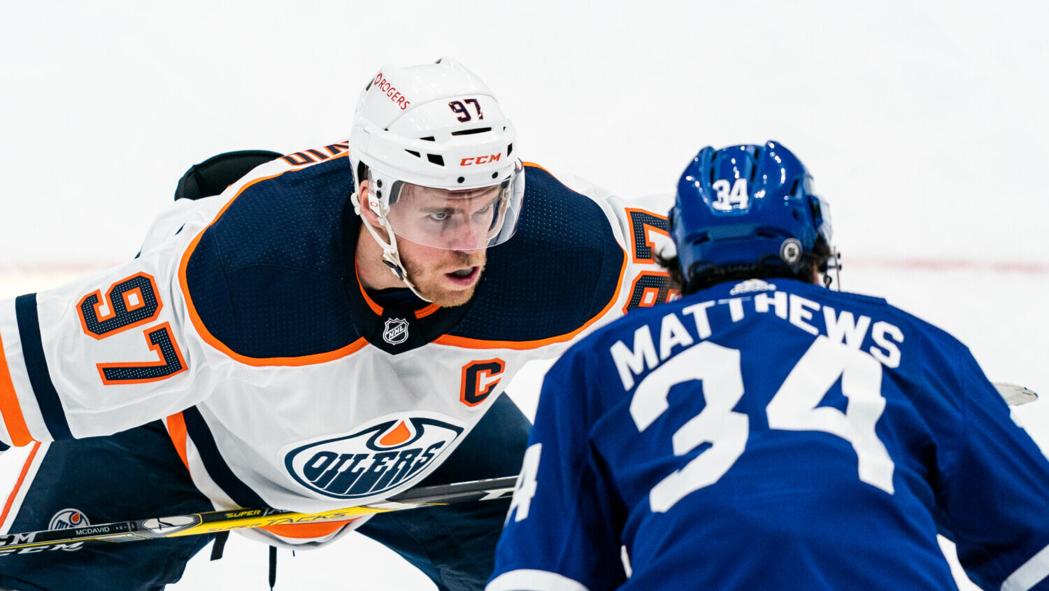 Leafs' Matthews has top-selling jersey, edging Crosby, McDavid